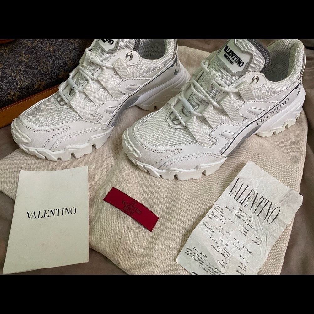 BRAND NEW Valentino womens sneakers